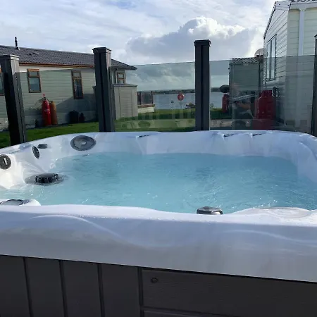 Lakeside Escape * Millom